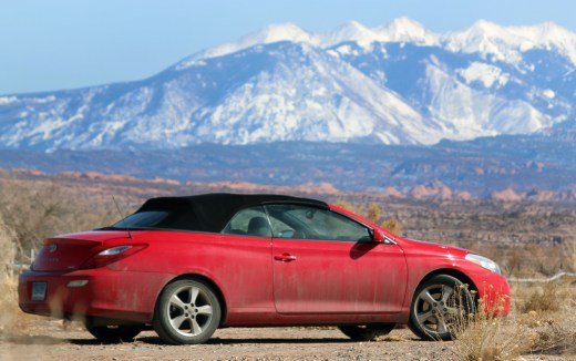 Road Trip_Car by Mountains