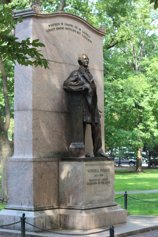 Statue  at the Boston Public Garden